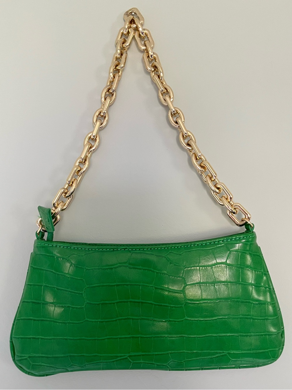 Zara Green Croc-Embossed Shoulder Bag with Gold Chain Strap